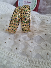 Load image into Gallery viewer, Jadau "Neelkamal" Bangles