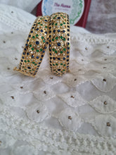 Load image into Gallery viewer, Jadau "Neelkamal" Bangles