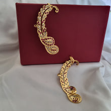 Load image into Gallery viewer, Jadau "Mrinal" Earcuffs (Multicolor/ white-red)