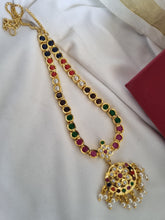 Load image into Gallery viewer, Jadau "Gul" Necklace Set
