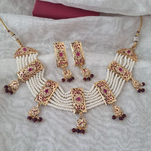 Load image into Gallery viewer, Jadau "Apsara" Necklace Set