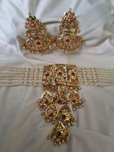 Load image into Gallery viewer, Jadau "Aafreen" Necklace Set