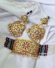 Load image into Gallery viewer, Jadau "Ketaki" Necklace Set