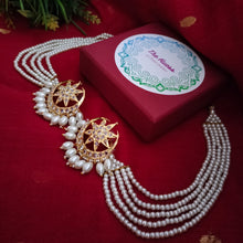 Load image into Gallery viewer, Hyderabadi jadau "Kumudini" Earrings