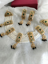 Load image into Gallery viewer, Jadau "Apsara" Necklace Set