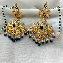 Load image into Gallery viewer, Jadau "Aparajita" Earrings