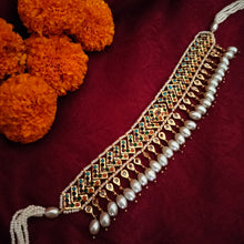 Load image into Gallery viewer, Jadau "Bela" Necklace Set