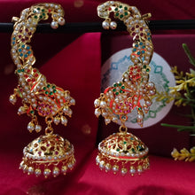 Load image into Gallery viewer, Jadau "Cuff" Earrings (Karnphool)