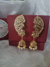 Load image into Gallery viewer, Hyderabadi Jadau &quot;Shubhra&quot; Earrings
