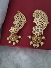 Load image into Gallery viewer, Hyderabadi Jadau &quot;Shubhra&quot; Earrings
