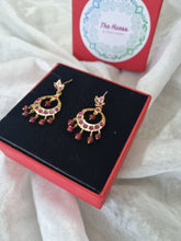 Load image into Gallery viewer, Hyderabadi Jadau &quot;Gauri&quot; Earrings
