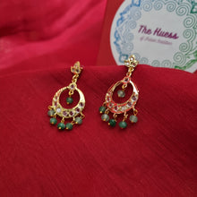 Load image into Gallery viewer, Hyderabadi Jadau &quot;Gauri&quot; Earrings
