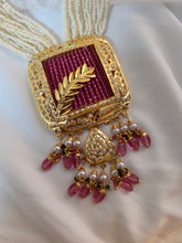 Load image into Gallery viewer, Jadau "Maharani" Necklace Set
