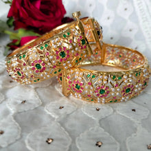 Load image into Gallery viewer, Jadau "Mohini" Bangles
