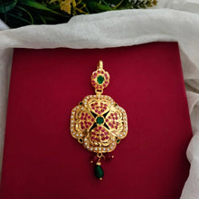 Load image into Gallery viewer, Jadau &quot;Sukriti&quot; Pendant Set
