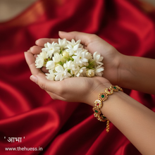 Load image into Gallery viewer, Jadau &quot;Aabha&quot; bracelet
