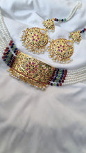 Load image into Gallery viewer, Jadau "Ketaki" Necklace Set
