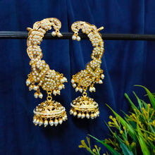 Load image into Gallery viewer, Jadau Karnphool Earrings- white
