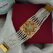 Load image into Gallery viewer, Jadau &quot;Kumud&quot; bracelet
