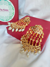 Load image into Gallery viewer, Jadau "Jhumar" Earrings
