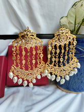 Load image into Gallery viewer, Jadau "Jhumar" Earrings
