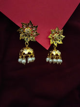Load image into Gallery viewer, Hyderabadi Jadau "Madhubala" Necklace Set
