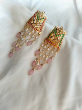 Load image into Gallery viewer, Jadau "Champa" Necklace Set
