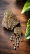 Load image into Gallery viewer, Jadau &quot;Deeya&quot; Earrings
